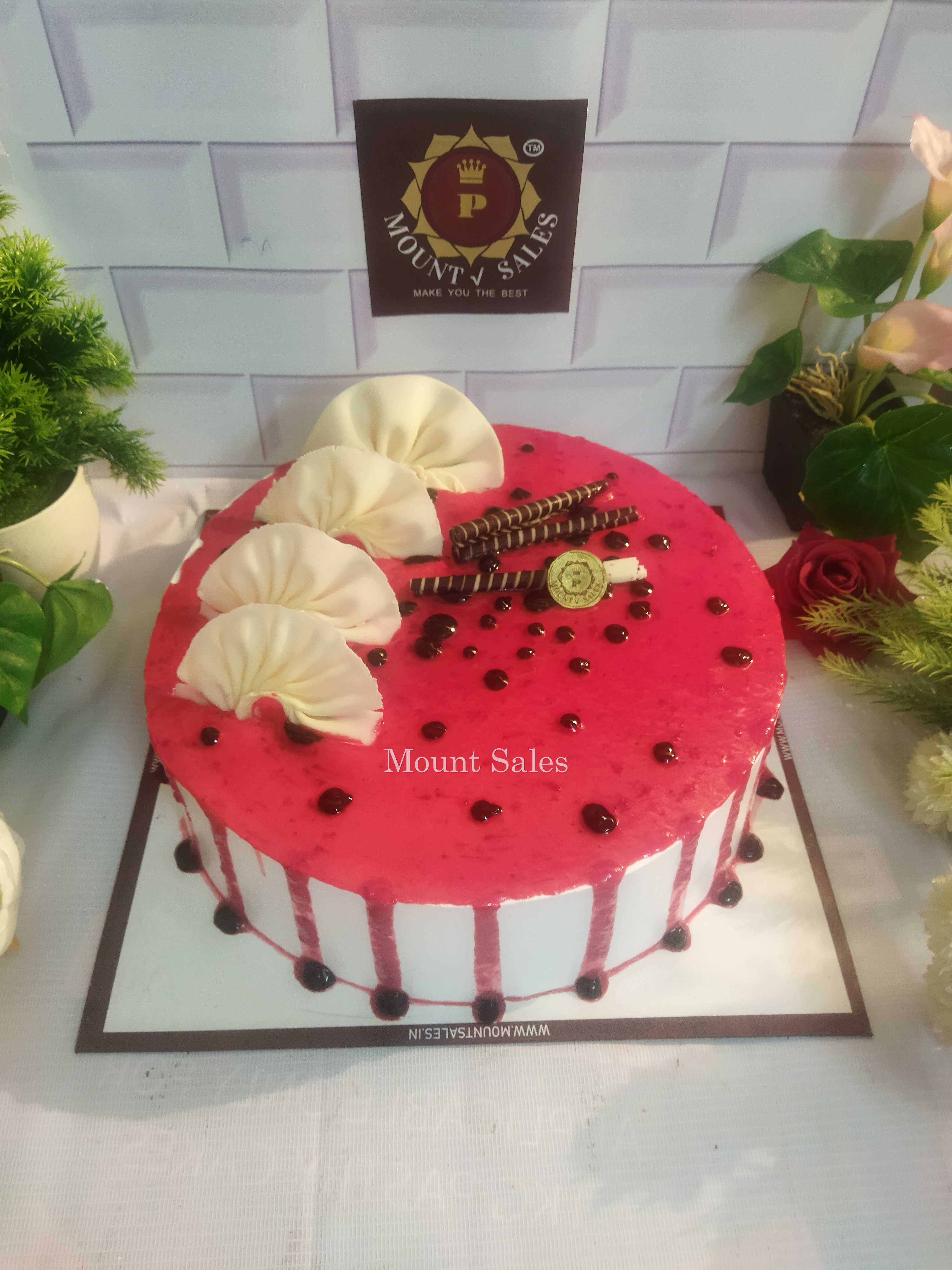 Premium RED N White Velvet Cake